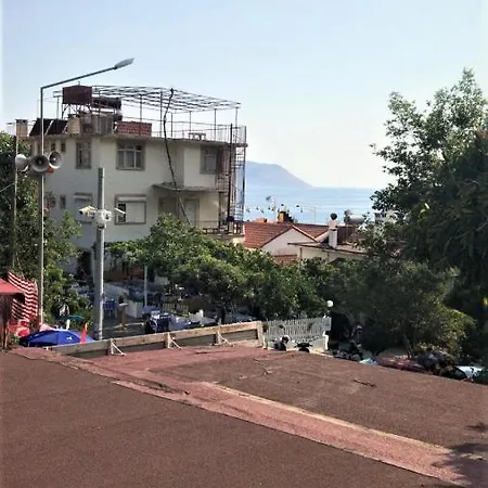 Smyrna Uzuncarsi Homestay