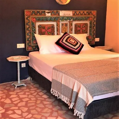 Smyrna Uzuncarsi Homestay Kas